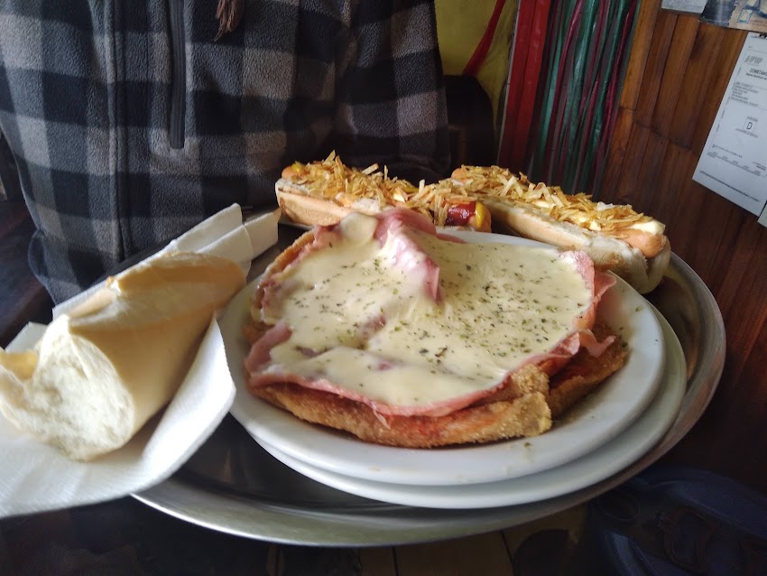 La Tribu Bar