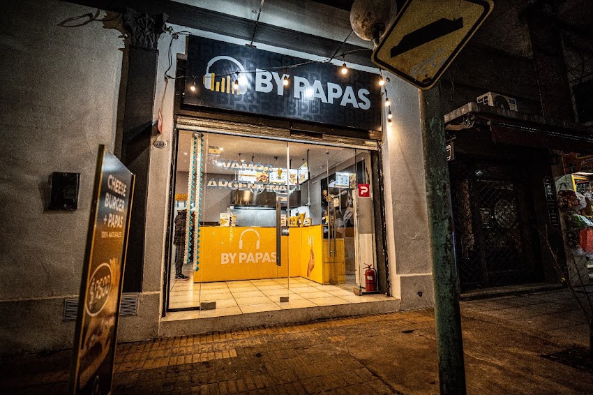 By Papas Zárate