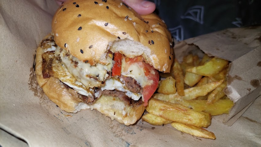 Voraz Hamburguesería