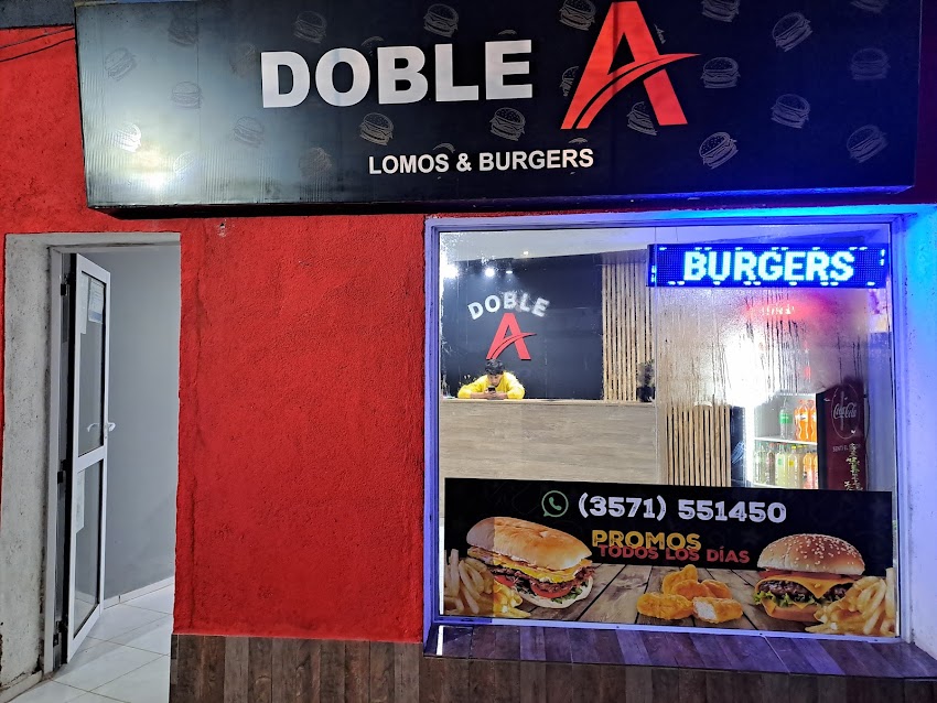 DOBLE A – LOMOS & BURGERS