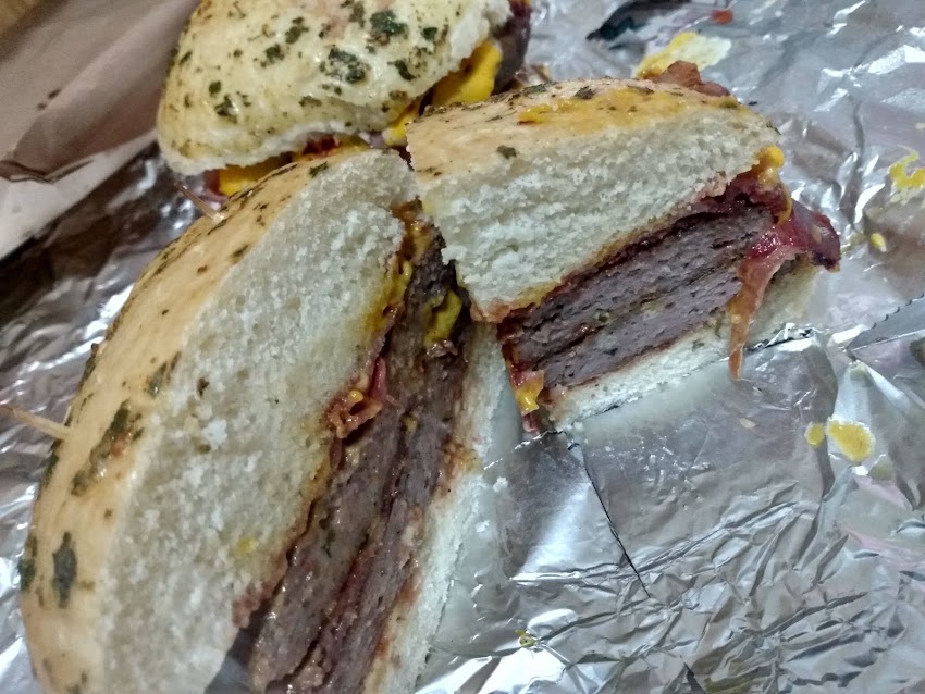 Hamburguesas Gourmet BOMBOMCLAP
