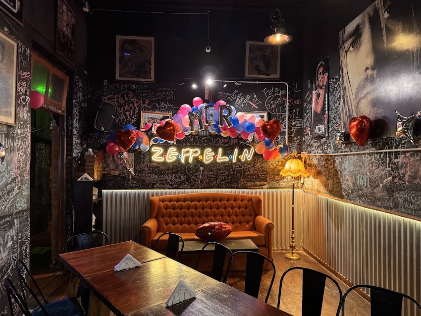 Zeppelin Bar