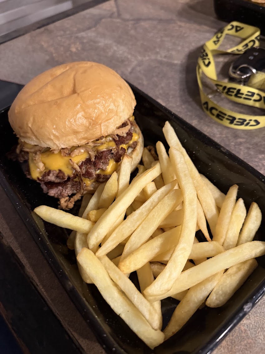 Flipper’s Burgers