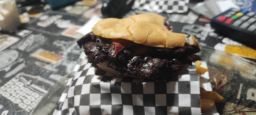MISTER BURGER – Alta Córdoba