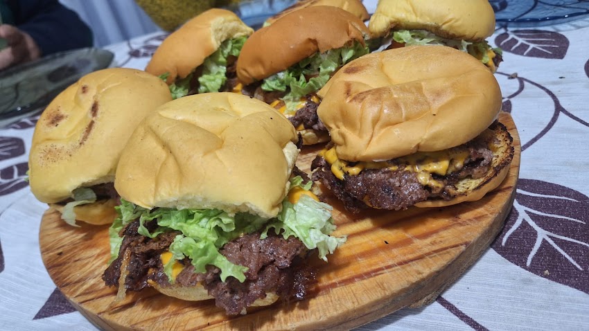 Hamburguesas CABAÑA
