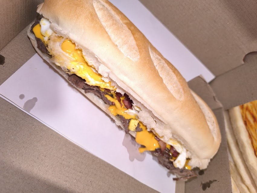 AQUIBURGER