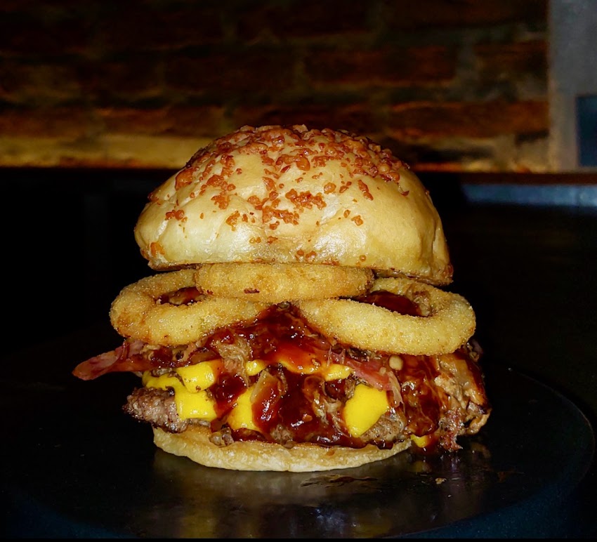 Burgerland Presidente Derqui