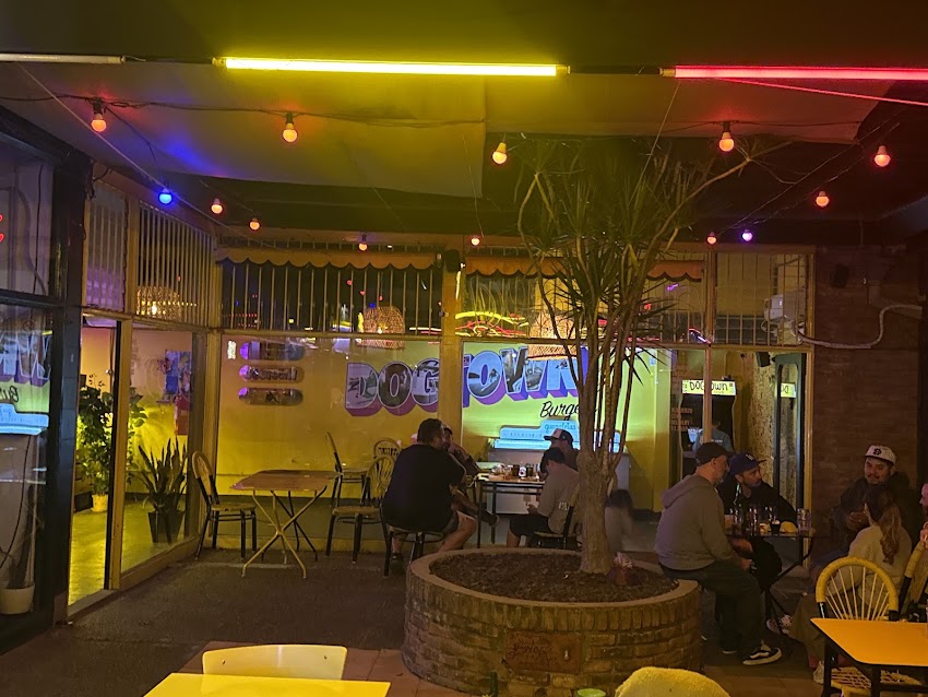 Dogtown Burgers Ballester