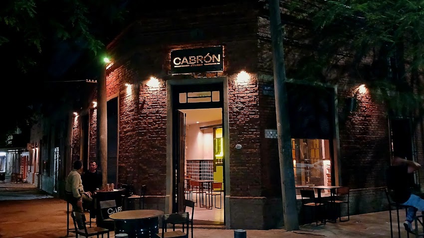 Cabrón Burger Bar