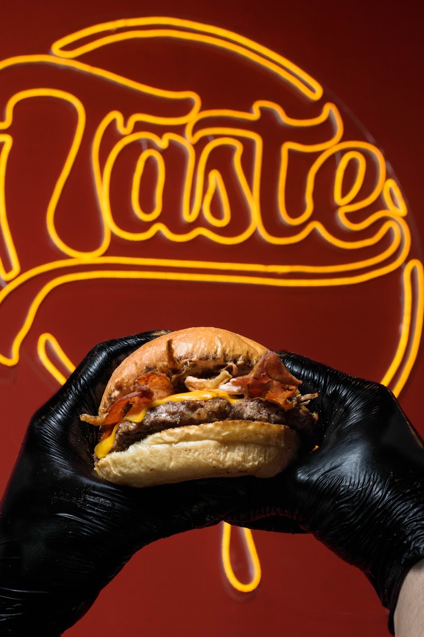 Taste burger
