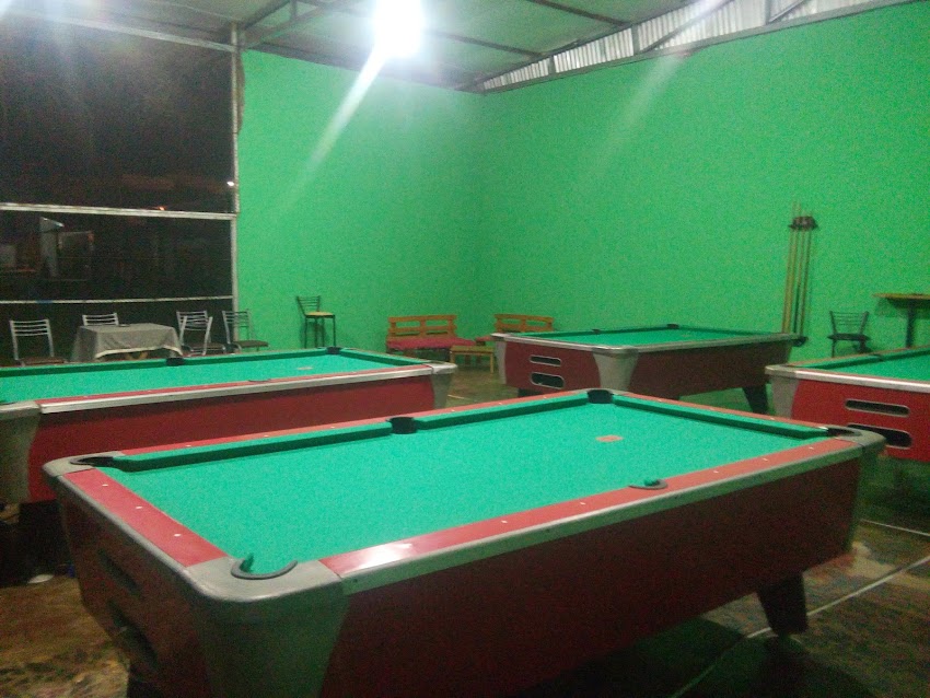 Hamburgueseria y Pool MyD