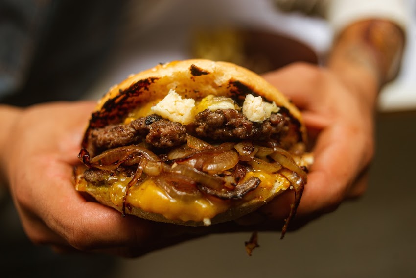 Perro Negro Burgers Oeste